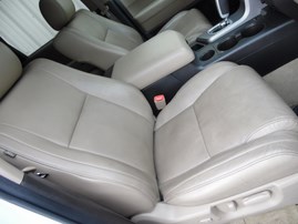 2010 TOYOTA SEQUOIA LIMITED WHITE 5.7L AT 4WD Z18033